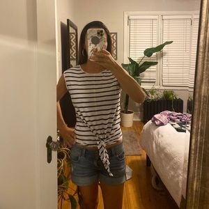 Lilla P tie front white striped top